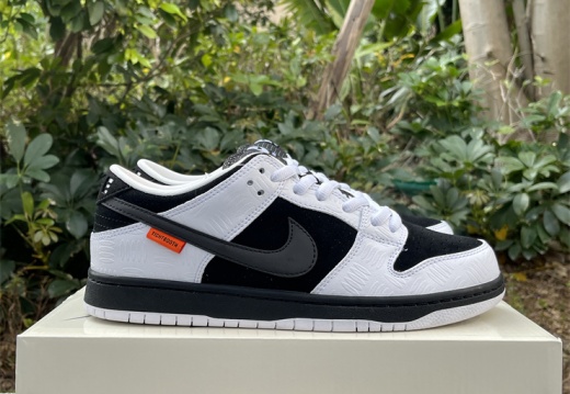 TIGHTBOOTH x Nike SB Dunk Low FD2629-100 36-46 M84